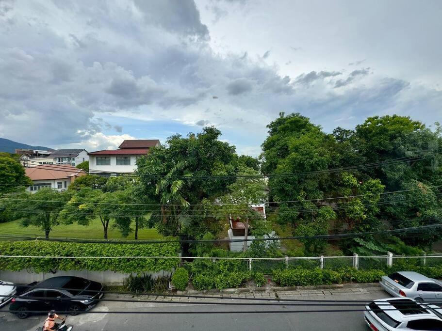 2 Room Apartment In The Old Town Chiang Mai Exterior foto
